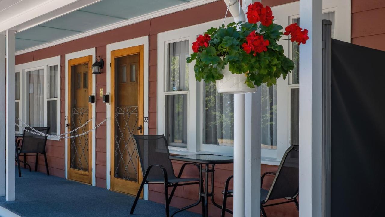 Highbrook Motel บาร์ฮาเบอร์ ภายนอก รูปภาพ
