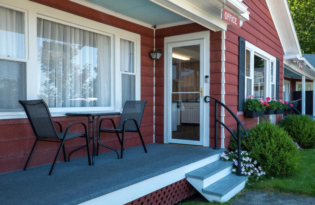 Highbrook Motel บาร์ฮาเบอร์ ภายนอก รูปภาพ