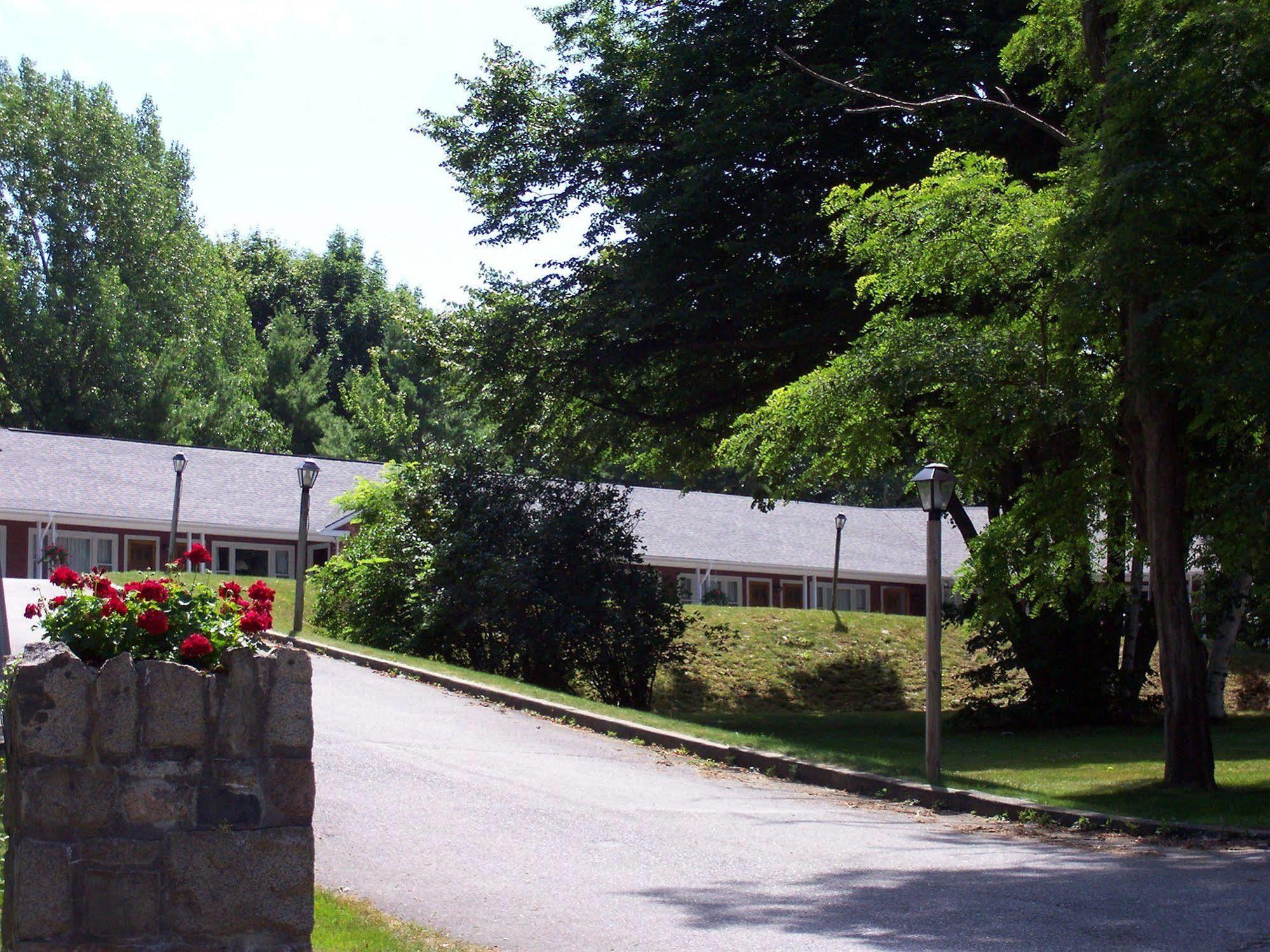 Highbrook Motel บาร์ฮาเบอร์ ภายนอก รูปภาพ